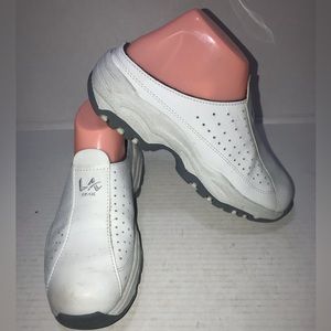 Vtg Y2K White Round Toe Slip On LA Gear Sneakers Platform Sz 7